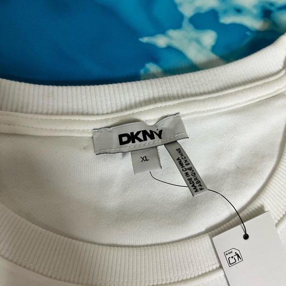 ❄️DKNY Womens White NYC Graphic Crewneck Sweatshirt P5JHTCSC XL New - Picture 4 of 8